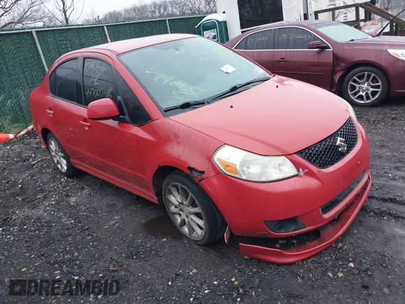 2008 Suzuki SX4 Sport with VIN JS2YC414185102186, listed as a IAAI auction lot 41988750 with 999,999 mi miles. Bid and sale history available at carsss.com. Image 1.