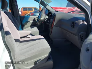 2001 Dodge Grand Caravan with VIN 2B4GT44L11R179428, listed as a IAAI auction lot 41648424 with 179,241 mi miles and . Bid and sale history available at DreamBid. Image 5.