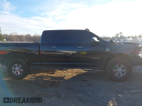 2019 Ram 2500 Lone Star with VIN 3C6UR5MLXKG623270, listed as a IAAI auction lot 41646276 with Not provided miles and . Bid and sale history available at DreamBid. Image 13.