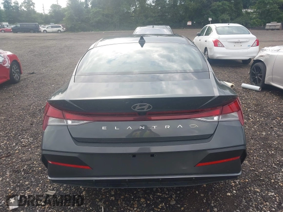 2024 Hyundai Elantra SEL с VIN KMHLM4DG4RU689798, выставлен на аукционе IAAI как лот 42680160 с пробегом 14 903 миль миль и . История ставок и продаж доступна на DreamBid. Изображение 16.