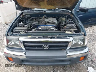 1998 Toyota Tacoma with VIN 4TAWN72N8WZ008439, listed as a IAAI auction lot 42000059 with 197,960 mi miles and . Bid and sale history available at DreamBid. Image 10.