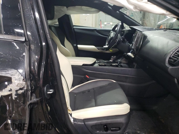 2022 Lexus NX with VIN 2T2ADCAZ4NC002205, listed as a Copart auction lot 44891975 with 19,509 mi miles and Salvage Title. Bid and sale history available at carsss.com. Image 7.