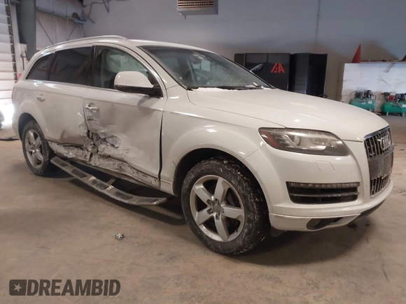 2013 Audi Q7 3.0T Premium Plus with VIN WA1LGAFE6DD004998, listed as a IAAI auction lot 41607118 with 1 mi miles. Bid and sale history available at carsss.com. Image 1.