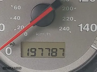 2001 Honda Civic EX with VIN 1HGEM22991L003255, listed as a IAAI auction lot 41613024 with 197,787 mi miles. Bid and sale history available at carsss.com. Image 7.