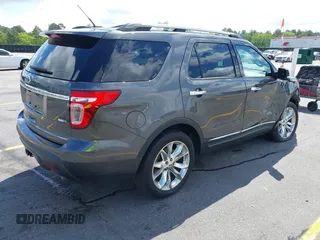 2015 Ford Explorer XLT with VIN 1FM5K8D89FGC34017, listed as a IAAI auction lot 42000904 with 164,374 mi miles and . Bid and sale history available at carsss.com. Image 4.