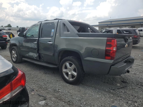 2011 Chevrolet Avalanche LT with VIN 3GNMCFE05BG102176, listed as a Copart auction lot 63398594 with 150,513 mi miles and Salvage Title. Bid and sale history available at carsss.com. Image 2.