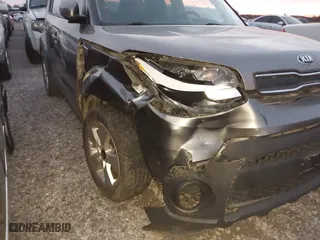 2019 Kia Soul with VIN KNDJN2A23K7015460, listed as a IAAI auction lot 40977390 with 79,947 mi miles. Bid and sale history available at carsss.com. Image 6.