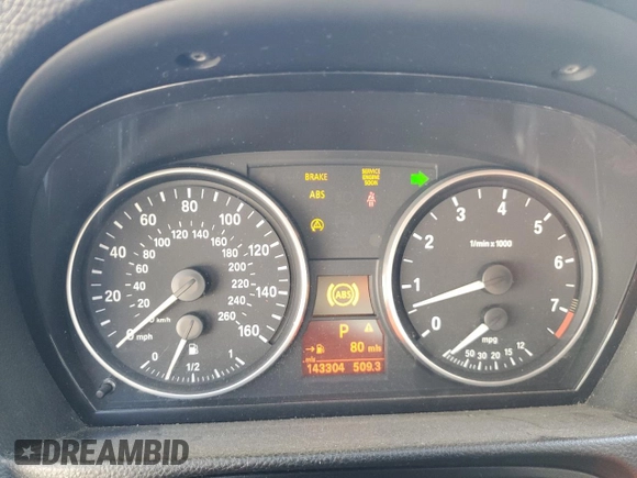 2007 BMW 3 Series 328i with VIN WBAVC535X7FZ74915, listed as a Copart auction lot 82082744 with 143,304 mi miles and Salvage Title. Bid and sale history available at carsss.com. Image 9.
