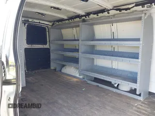 2017 Chevrolet Express Cargo Van with VIN 1GCWGBFF1H1102247, listed as a IAAI auction lot 40660637 with 105,126 mi miles. Bid and sale history available at carsss.com. Image 8.