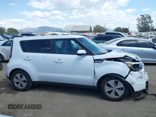 2016 Kia Soul with VIN KNDJN2A27G7342550, listed as a IAAI auction lot 41969942 with 133,140 mi miles. Bid and sale history available at carsss.com. Image 13.