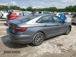 2021 Volkswagen Jetta S with VIN 3VWC57BU8MM035750, listed as a Copart auction lot 58870835 with 110,859 mi miles and Salvage title. Bid and sale history available at DreamBid. Image 3.