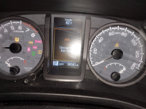 2023 Toyota Tacoma 4WD SR with VIN 3TMCZ5AN4PM625017, listed as a IAAI auction lot 41207111 with 38,582 mi miles. Bid and sale history available at carsss.com. Image 7.