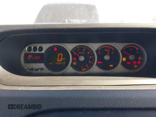 2009 Scion xB z VIN JTLKE50E091092077, wystawiony jako IAAI lot #42317322 z przebiegiem 150 513 mil mil oraz . Historia ofert i sprzedaży dostępna na DreamBid. Obrazek 7.
