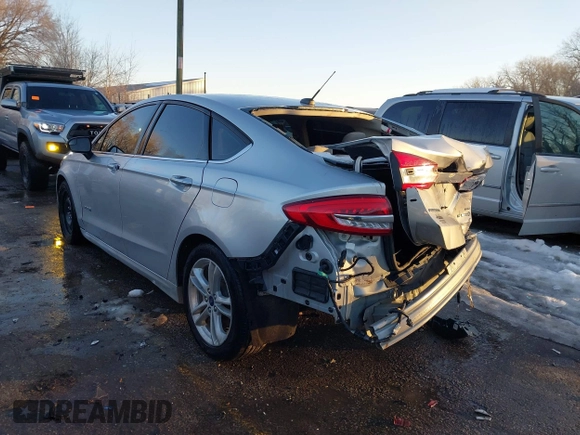 2018 Ford Fusion SE z VIN 3FA6P0LU4JR269064, wystawiony jako IAAI lot #41222967 z przebiegiem 115 077 mil mil oraz . Historia ofert i sprzedaży dostępna na DreamBid. Obrazek 3.