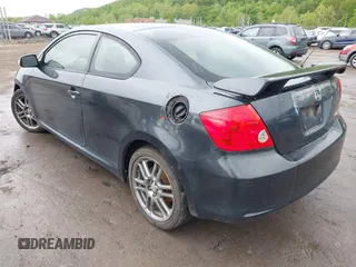 2007 Scion tC Spec z VIN JTKDE177570172801, wystawiony jako IAAI lot #42232540 z przebiegiem 251 571 mil mil oraz . Historia ofert i sprzedaży dostępna na DreamBid. Obrazek 3.