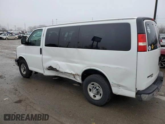 2013 Chevrolet Express Passenger 1LT с VIN 1GAZGYFG4D1190237, выставлен на аукционе Copart как лот 49204764 с пробегом 159 160 миль миль и Списание • Salvage title. История ставок и продаж доступна на DreamBid. Изображение 2.