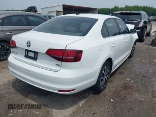 2017 Volkswagen Jetta SE с VIN 3VWDB7AJ6HM278287, выставлен на аукционе IAAI как лот 42264194 с пробегом 77 028 миль миль и . История ставок и продаж доступна на DreamBid. Изображение 4.