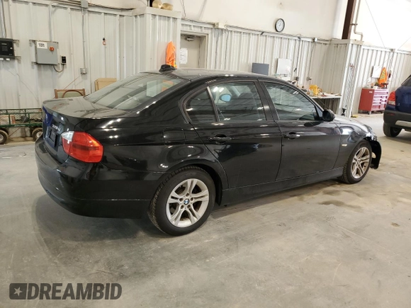 2008 BMW 3 Series 328xi z VIN WBAVC93578K037861, wystawiony jako Copart lot #58364495 z przebiegiem 147 497 mil mil oraz Nie do naprawy • Non repairable. Historia ofert i sprzedaży dostępna na DreamBid. Obrazek 3.