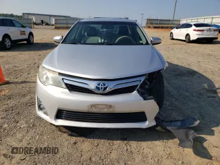 2012 Toyota Camry XLE z VIN 4T1BD1FKXCU007915, wystawiony jako Copart lot #60313605 z przebiegiem 186 574 mil mil oraz Szkoda całkowita • Salvage title. Historia ofert i sprzedaży dostępna na DreamBid. Obrazek 5.