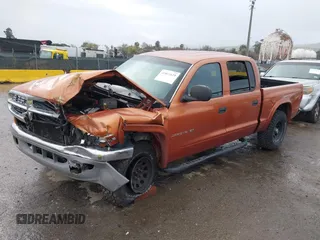 2000 Dodge Dakota Sport with VIN 1B7GG2AN7YS645552, listed as a IAAI auction lot 41811635 with 194,498 mi miles and . Bid and sale history available at carsss.com. Image 2.