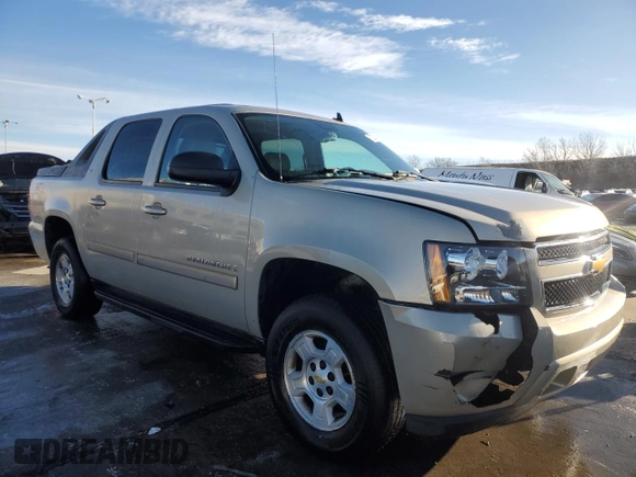 2008 Chevrolet Avalanche LT w/3LT with VIN 3GNFK123X8G172777, listed as a Copart auction lot 87020894 with 204,825 mi miles and Salvage Title. Bid and sale history available at carsss.com. Image 4.