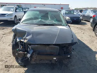 2024 Hyundai Elantra SEL z VIN KMHLM4DG1RU755188, wystawiony jako IAAI lot #41857576 z przebiegiem 18 183 mil mil oraz . Historia ofert i sprzedaży dostępna na DreamBid. Obrazek 12.