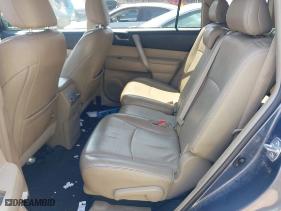 2012 Toyota Highlander with VIN 5TDBK3EH0CS130168, listed as a IAAI auction lot 42062786 with 144,215 mi miles. Bid and sale history available at carsss.com. Image 8.