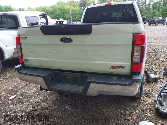 2021 Ford F-250 XL with VIN 1FT7W2BT4MED42592, listed as a IAAI auction lot 42219340 with 133,093 mi miles and . Bid and sale history available at DreamBid. Image 17.