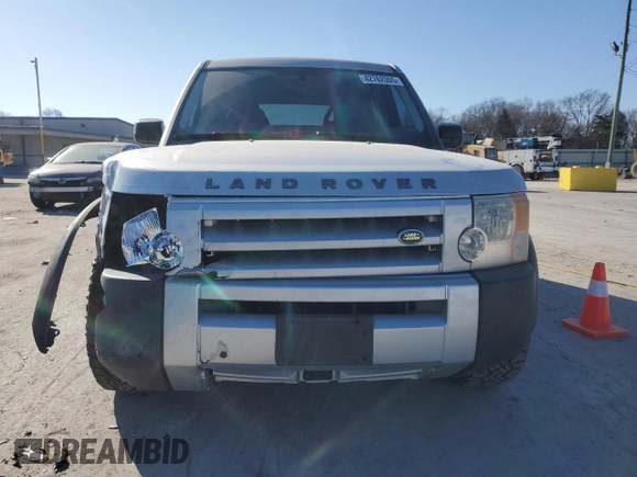 2006 Land Rover LR3 with VIN SALAD24436A409753, listed as a Copart auction lot 42762005 with 233,898 mi miles and Salvage title. Bid and sale history available at DreamBid. Image 5.
