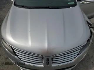 2017 Lincoln MKC Premiere with VIN 5LMCJ1C91HUL32617, listed as a Copart auction lot 57444215 with 106,285 mi miles and Salvage title. Bid and sale history available at DreamBid. Image 12.
