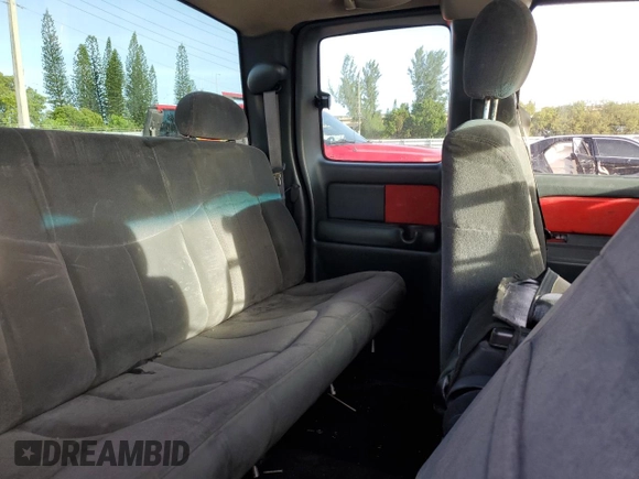 2000 Chevrolet Silverado 1500 with VIN 2GCEC19W1Y1363174, listed as a Copart auction lot 72973024 with Not Provided miles and Salvage Title. Bid and sale history available at DreamBid. Image 10.