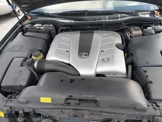 2006 Lexus LS 430 with VIN JTHBN36F065046624, listed as a IAAI auction lot 41921045 with 101,069 mi miles. Bid and sale history available at carsss.com. Image 10.