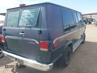 1995 Chevrolet Chevy Van с VIN 1GBEG25K8SF251943, выставлен на аукционе IAAI как лот 41954362 с пробегом 198 371 миль миль и . История ставок и продаж доступна на DreamBid. Изображение 4.
