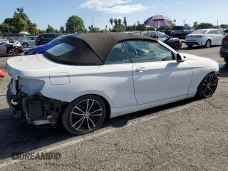 2020 BMW 2 Series 230i with VIN WBA2M7C09L7E55300, listed as a Copart auction lot 61660103 with 35,177 mi miles. Bid and sale history available at carsss.com. Image 3.