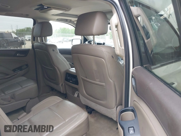 2015 GMC Yukon XL SLT with VIN 1GKS1HKC6FR178371, listed as a IAAI auction lot 41896486 with 159,282 mi miles. Bid and sale history available at carsss.com. Image 8.