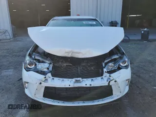 2015 Toyota Camry XLE with VIN 4T1BF1FK3FU081921, listed as a Copart auction lot 85097144 with 138,752 mi miles and Salvage Title. Bid and sale history available at carsss.com. Image 5.