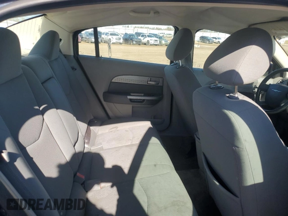 2007 Chrysler Sebring z VIN 1C3LC46K37N536673, wystawiony jako Copart lot #52198095 z przebiegiem 234 743 mil mil oraz Czysty tytuł • Clean title. Historia ofert i sprzedaży dostępna na DreamBid. Obrazek 10.