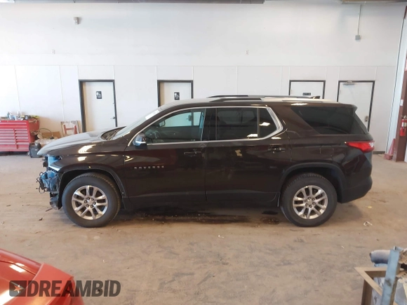2018 Chevrolet Traverse LT Cloth with VIN 1GNERGKW1JJ260402, listed as a IAAI auction lot 42039202 with 150,831 mi miles. Bid and sale history available at carsss.com. Image 14.