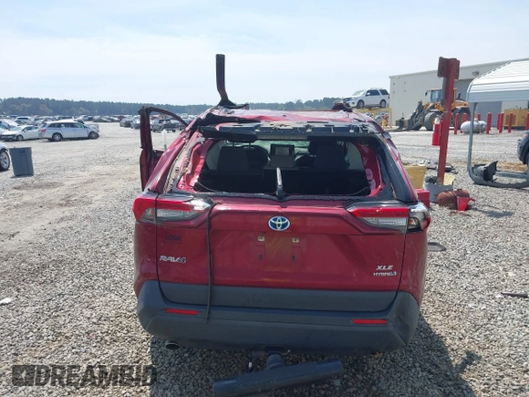 2021 Toyota RAV4 Hybrid XLE with VIN JTMRWRFV2MD123696, listed as a IAAI auction lot 41898510 with 88,000 mi miles. Bid and sale history available at carsss.com. Image 15.