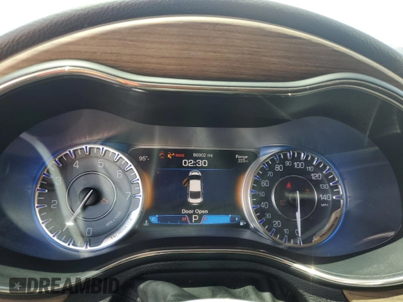 2015 Chrysler 200 C with VIN 1C3CCCCB3FN550733, listed as a Copart auction lot 54972845 with 86,902 mi miles and Clean Title. Bid and sale history available at DreamBid. Image 9.