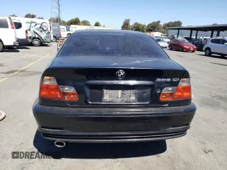 2001 BMW 3 Series 325Ci with VIN WBABN334X1JW49159, listed as a Copart auction lot 67799724 with 215,468 mi miles and Salvage Title. Bid and sale history available at carsss.com. Image 6.