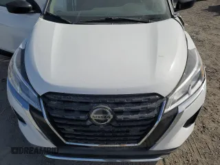 2021 Nissan Kicks S z VIN 3N1CP5BV1ML529192, wystawiony jako Copart lot #50658615 z przebiegiem Nie podano mil oraz Szkoda całkowita • Salvage title. Historia ofert i sprzedaży dostępna na DreamBid. Obrazek 14.