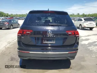 2024 Volkswagen Tiguan SE with VIN 3VV3B7AX8RM027356, listed as a Copart auction lot 56057415 with 33,197 mi miles and Salvage title. Bid and sale history available at DreamBid. Image 6.
