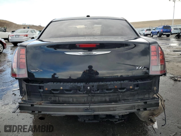 2014 Chrysler 300 with VIN 2C3CCAGG7EH298065, listed as a Copart auction lot 45703325 with 140,800 mi miles and Salvage Title. Bid and sale history available at carsss.com. Image 6.