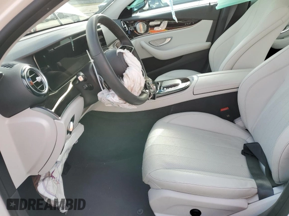 2023 Mercedes-Benz E 350 with VIN W1KZF8EB3PB150199, listed as a Copart auction lot 46922695 with 20,487 mi miles and Salvage Title. Bid and sale history available at DreamBid. Image 7.