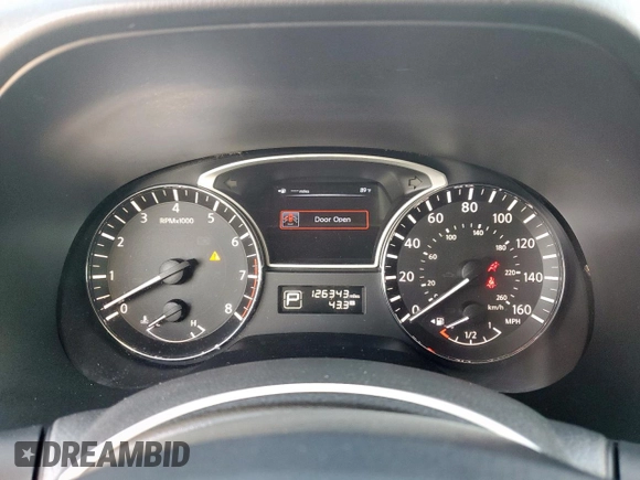 2013 Nissan Pathfinder S with VIN 5N1AR2MN1DC603471, listed as a Copart auction lot 61992725 with 126,343 mi miles and Clean title. Bid and sale history available at DreamBid. Image 9.