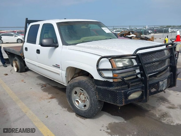 2003 Chevrolet Silverado 2500HD LS with VIN 1GCHK23193F126937, listed as a IAAI auction lot 41893874 with 260,432 mi miles. Bid and sale history available at carsss.com. Image 1.