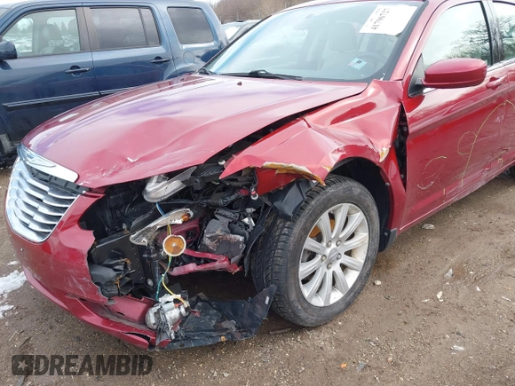 2012 Chrysler 200 Touring with VIN 1C3CCBBG4CN151574, listed as a IAAI auction lot 41796727 with 100,784 mi miles. Bid and sale history available at carsss.com. Image 6.
