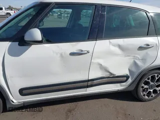 2014 FIAT 500L Trekking with VIN ZFBCFADH9EZ010937, listed as a IAAI auction lot 41385156 with 166,593 mi miles and . Bid and sale history available at DreamBid. Image 12.