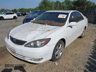 2002 Toyota Camry XLE z VIN JTDBF30K820027492, wystawiony jako IAAI lot #42158162 z przebiegiem 224 291 mil mil oraz . Historia ofert i sprzedaży dostępna na DreamBid. Obrazek 2.